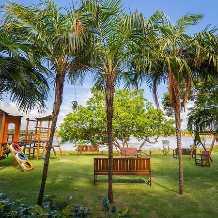 Apartamento Praia Guarajuba - Porto Smeralda Εξωτερικό φωτογραφία